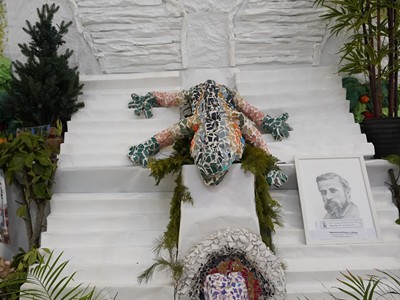 Homenaje a Gaudí